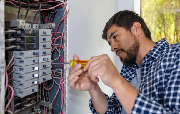 Best Electrical Outlet Repair  in Eagle Lake, FL